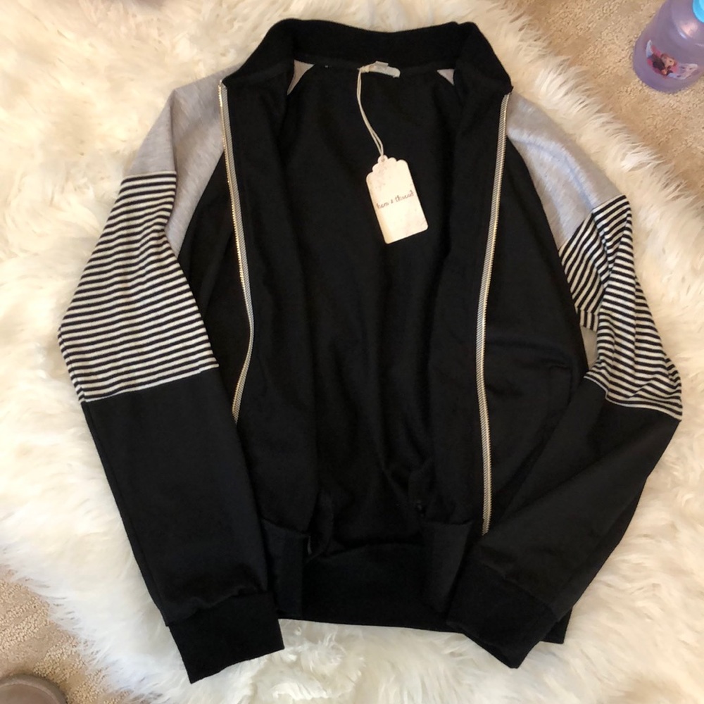 NWT Hem&Thread Sweater